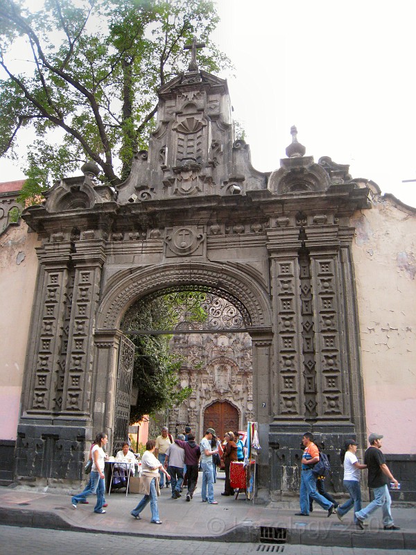 Mexico Pyramids - Mexico City 2009 1270.jpg - A trip to the Teotihuacan area of Mexico to visit the pyramids. A vast complex and a great climb to the top. This was followed by lunch in a cave, then a visit to the historical center of Mexico City. March 2009.